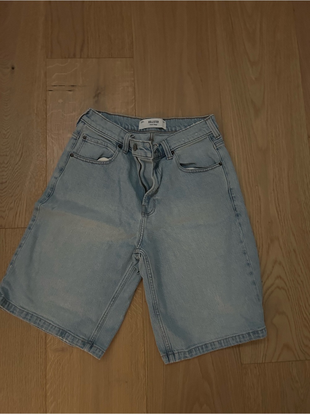 Hollister Men's Light Wash Denim Shorts